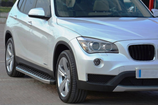 Trittbretter passend für BMW X1 ab 2009-2015 Hitit Chrom mit TÜV