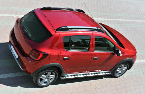Trittbretter passend für Dacia Sandero ab 2009 Punto mit TÜV