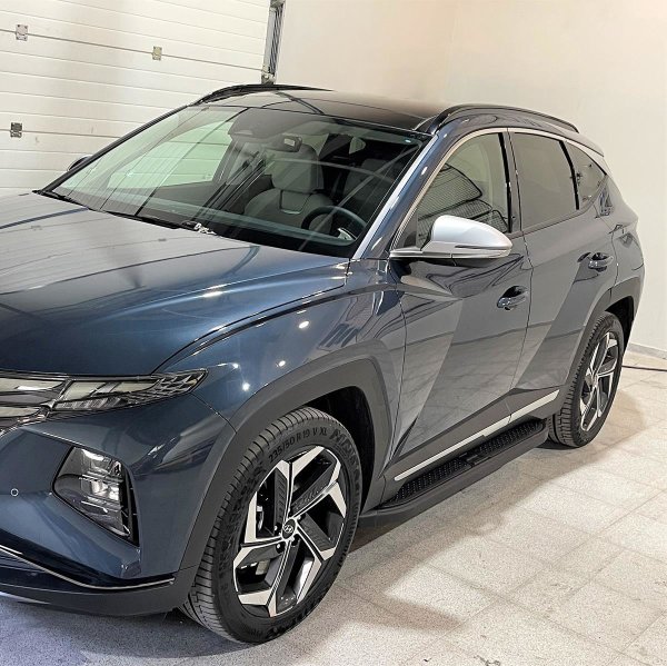Trittbretter passend für Hyundai Tucson ab Bj. 2021 Ares Schwarz mit TÜV